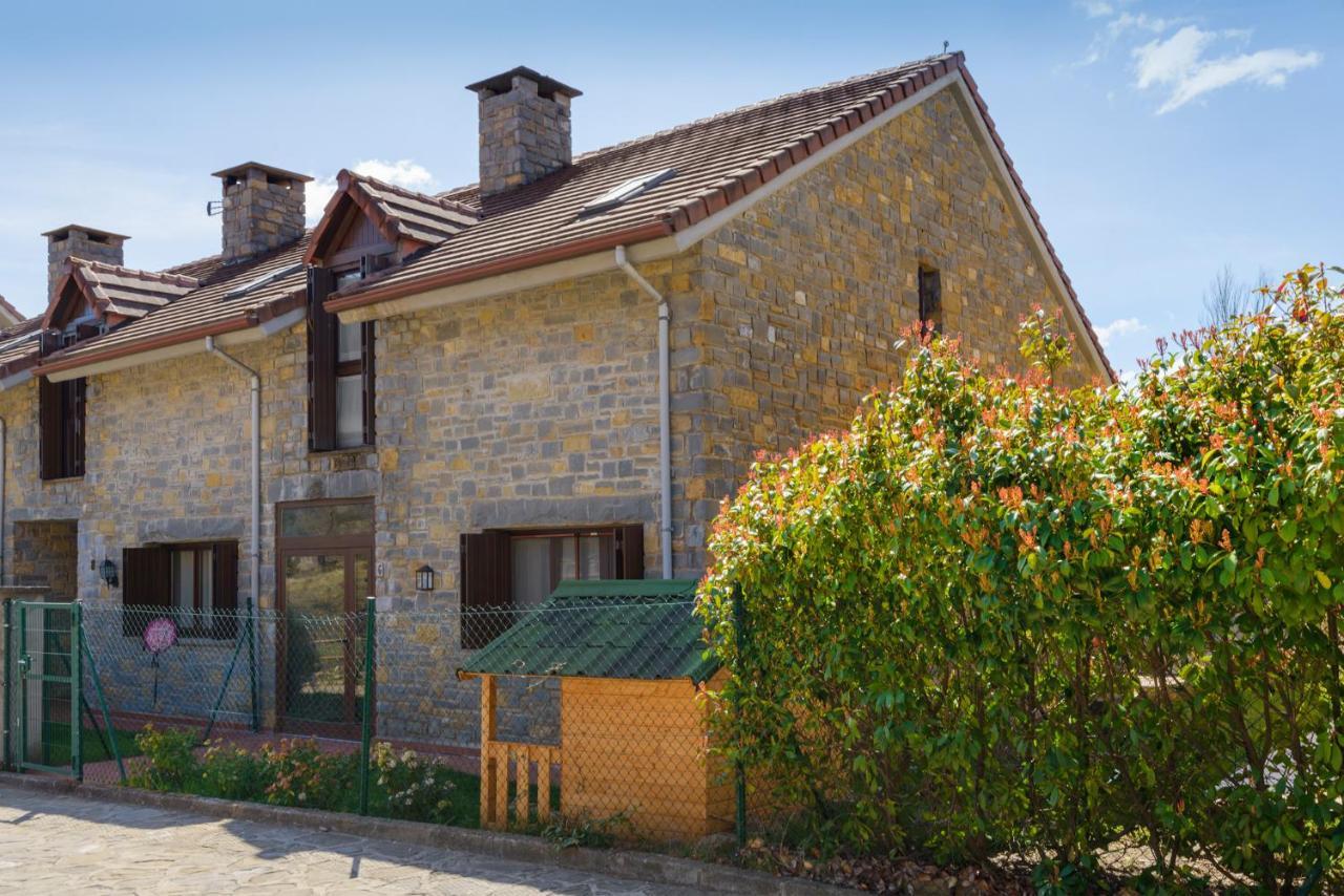 Casa Con Jardin En Hecho别墅 外观 照片